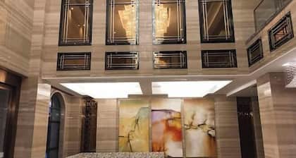 Yilong International Hotel