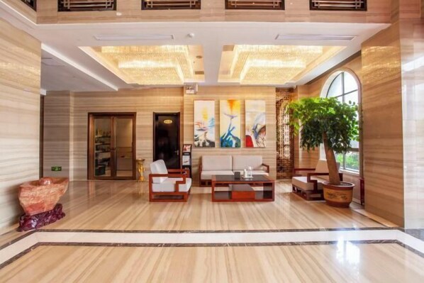 Interior - Yilong International Hotel (Xincai Moon Bay Park) (Xincai)