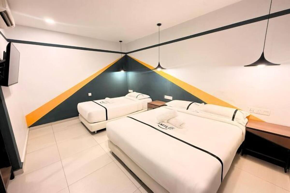 Escrivaninha, ferros/tábuas de passar roupa, Wi-Fi de cortesia