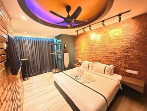 Studio | Desk, iron/ironing board, free WiFi - SMILE HOTEL SERI KEMBANGAN (Seri Kembangan)