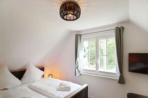 2 bedrooms, free WiFi