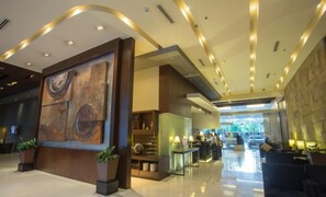 Lobby - B Hotel Alabang (Muntinlupa)