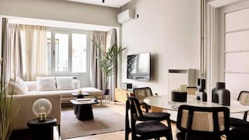 Perhehuoneisto, 3 makuuhuonetta, tupakointi kielletty | Ruokasali