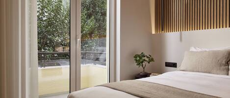 Luxury Apartment | Street view