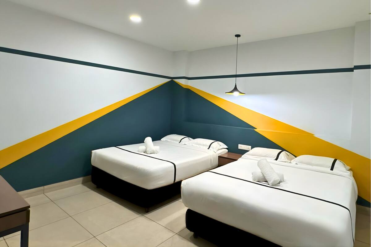 Phòng dành cho gia đình | Bàn, bàn ủi/dụng cụ ủi quần áo, truy cập Internet không dây miễn phí