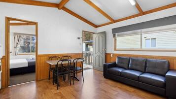 Standard Balcony 2 Bedroom Cabin | Living area