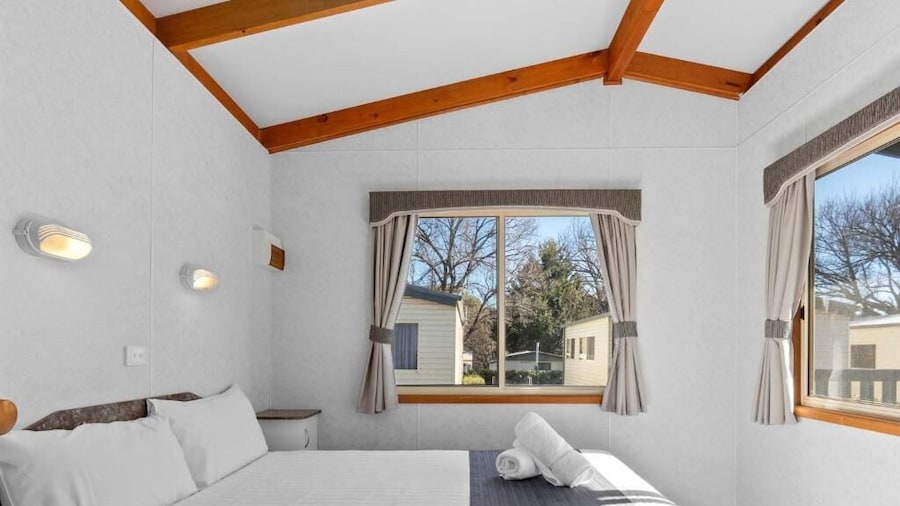 Canberra Holiday Village