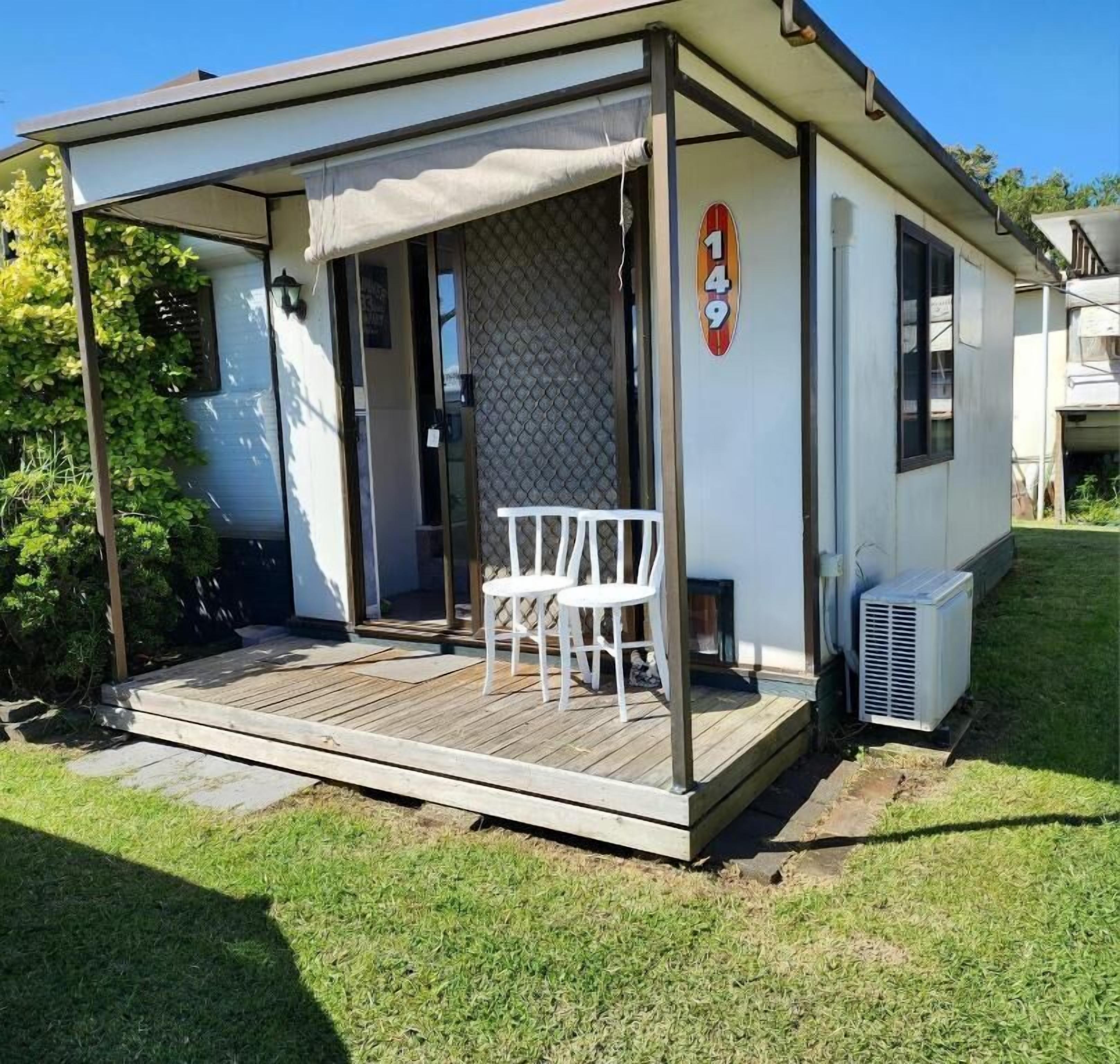 Economy Caravan with Annex - Sleeps 4 | Terrace/patio
