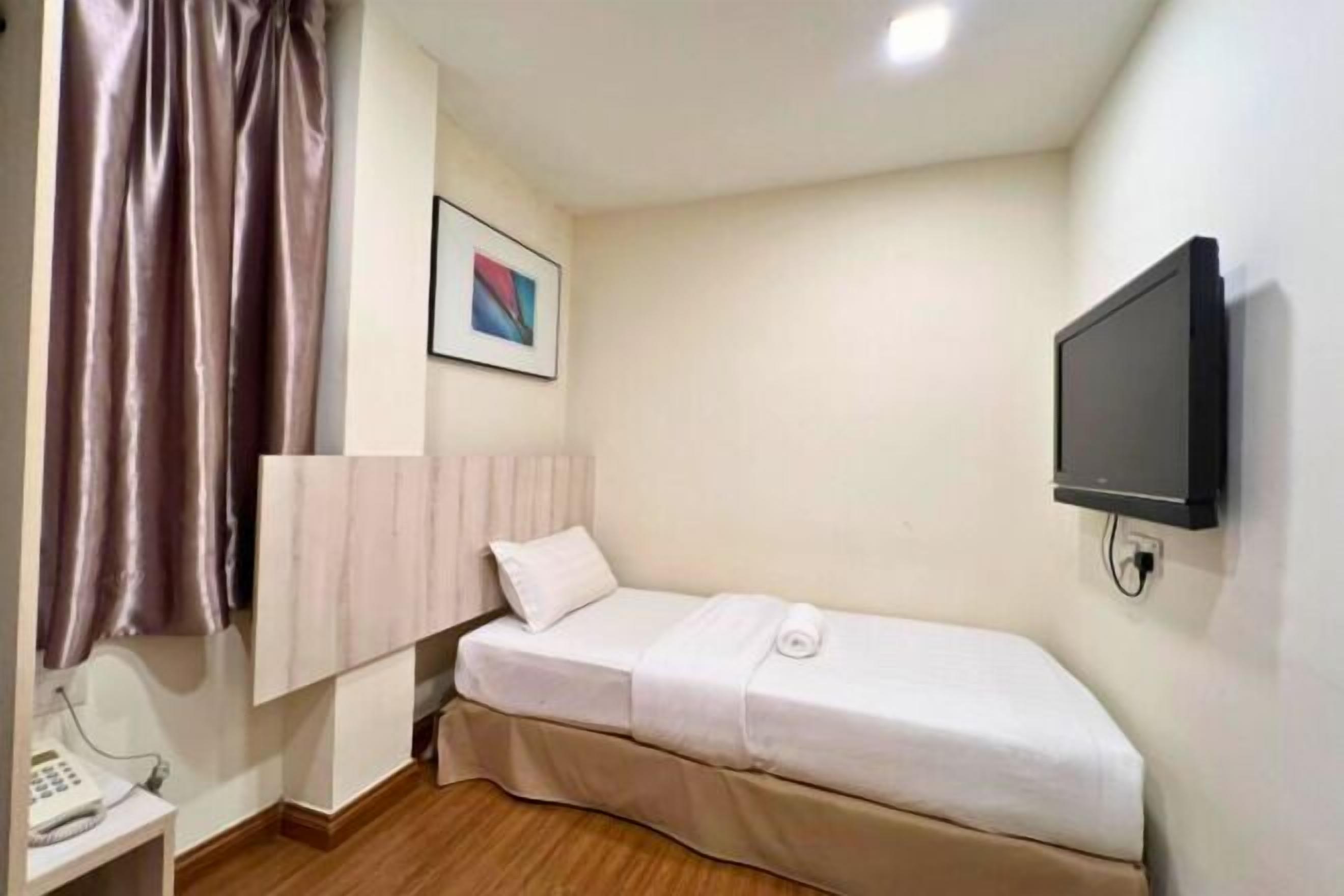 Íróasztal, vasaló/vasalódeszka, ingyenes wifi és ágynemű