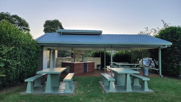 BBQ/picnic area