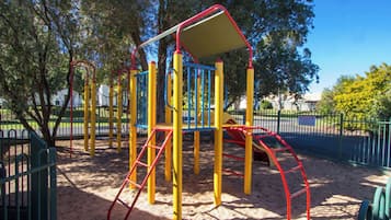 Children’s play area – outdoor