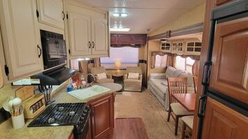 TV connectée, chaßne hi-fi