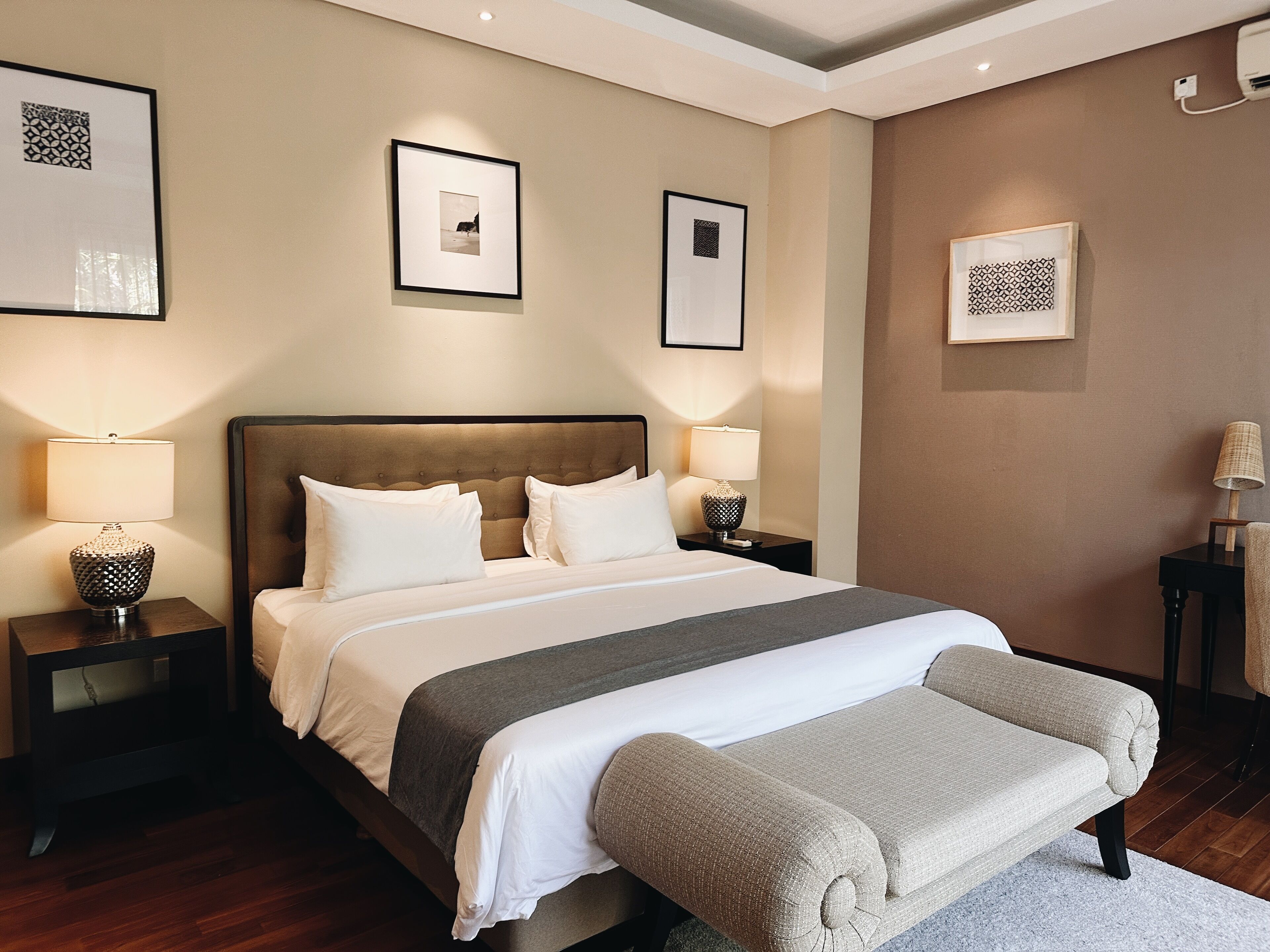 Villa Deluxe, 2 habitaciones, piscina privada | Ropa de cama de alta calidad, edredones de plumas, minibar y caja fuerte