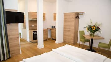 2 quartos, ferros/tábuas de passar roupa, Wi-Fi, roupa de cama