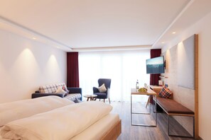 豪華雙人房, 山谷景 | 房內夾萬、書桌、遮光窗簾/窗簾、隔音