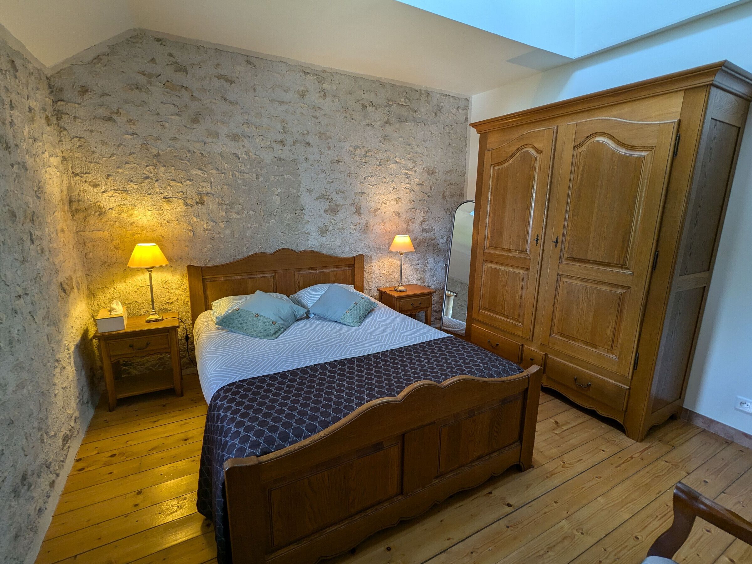 6 Schlafzimmer, kostenloses WLAN, Bettwäsche