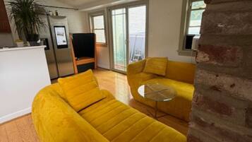 Smart TV, fireplace, video games, computer monitors