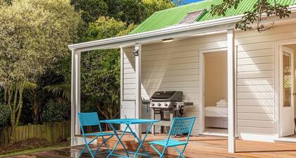 Serene & Cozy Home w Grill & Yard by  Zodiak Stays