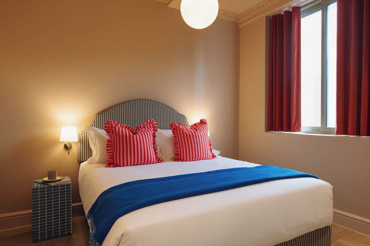Standard-Suite, Stadtblick | 2 Schlafzimmer, kostenloses WLAN