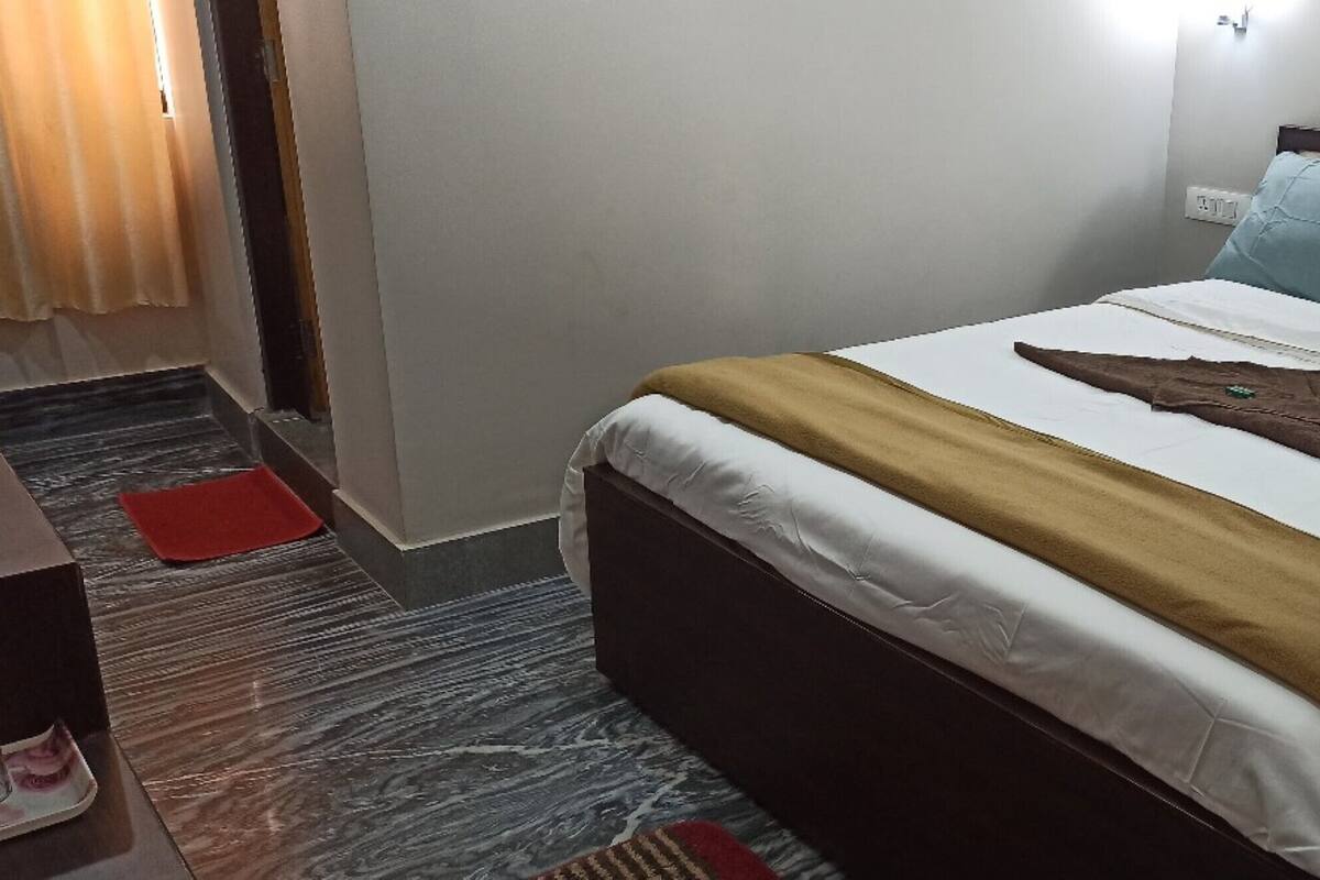 Family Room | Soundproofing, free WiFi, bed sheets