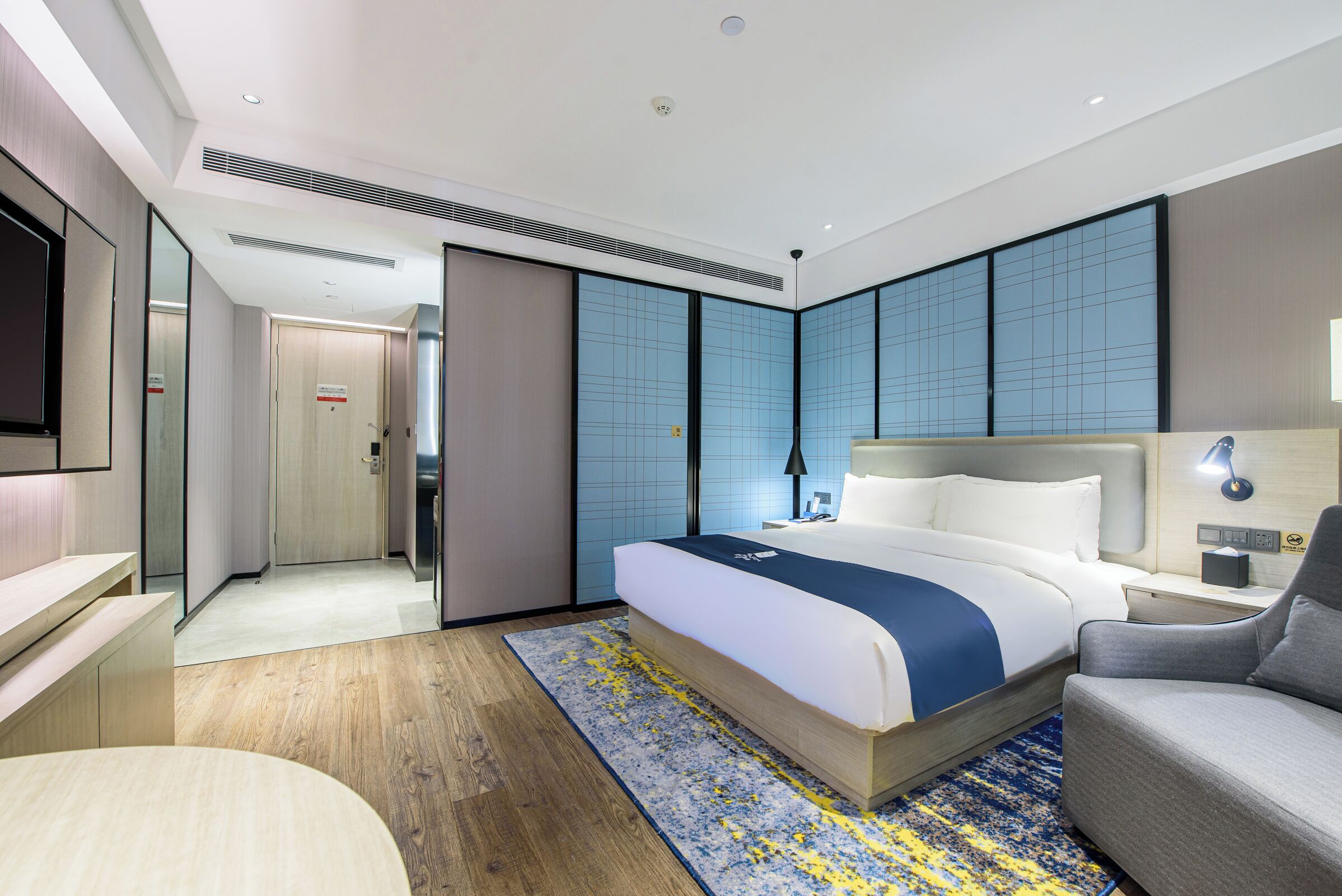 ファミリー シングルルーム シティビュー | デスク、ノートパソコン用作業スペース、遮光カーテン、WiFi (無料)