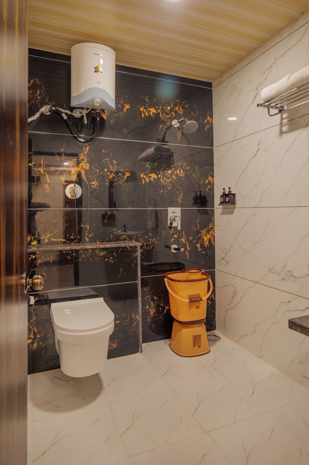 Shower, towels, soap, shampoo