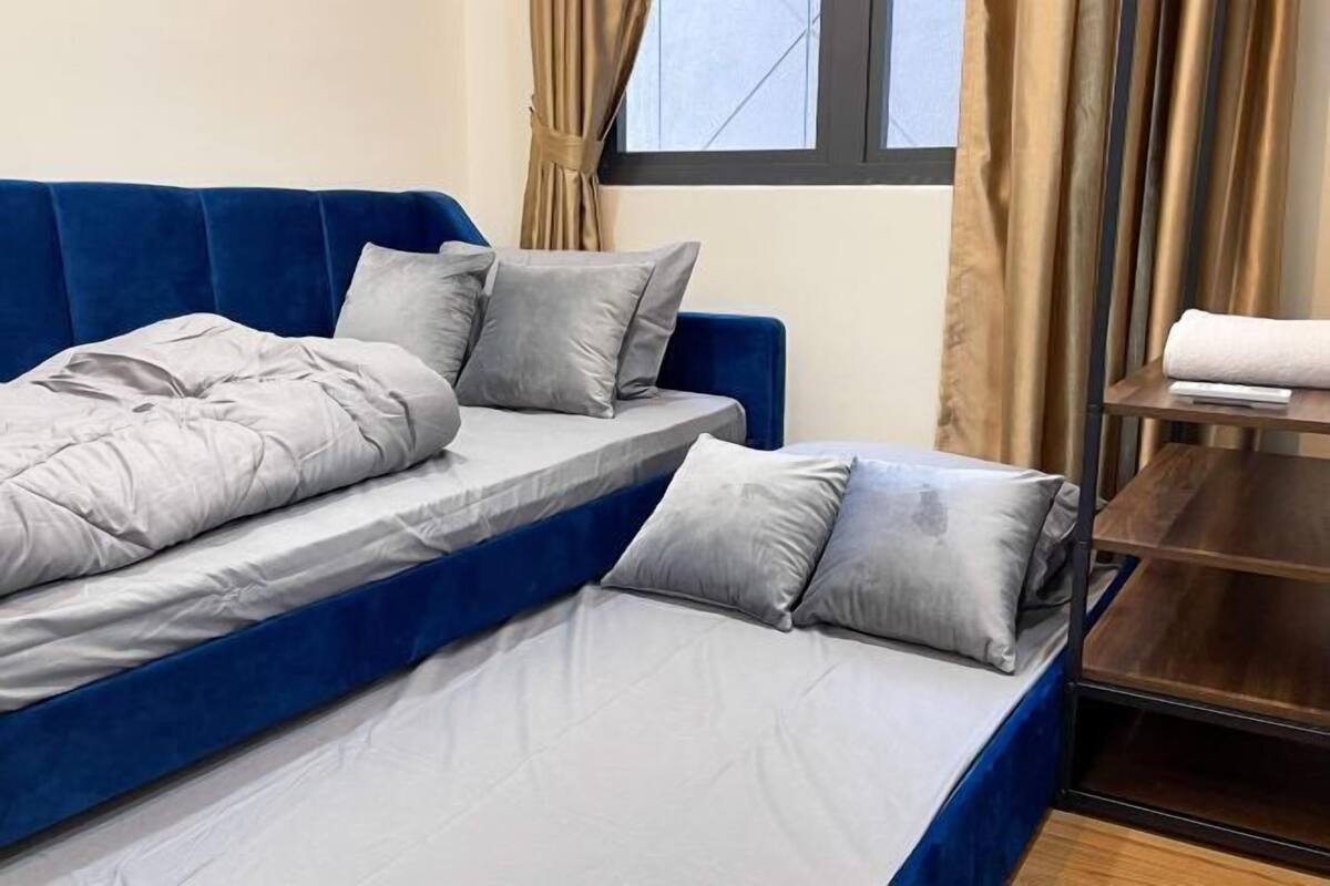 2 bedrooms, iron/ironing board, free WiFi, bed sheets