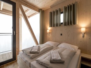 4 chambres, ameublement personnalisé