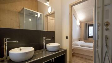 Chalet | Bathroom