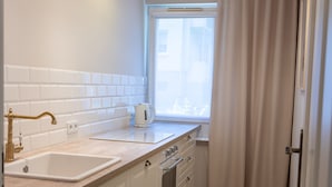 Unclassified image, 4 of 37, button - Apartment Near Jasna Góra by Renters (Czestochowa)