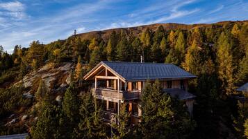 Chalet | Exterior