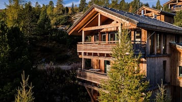 Chalet | Exterior