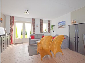 House | Dining