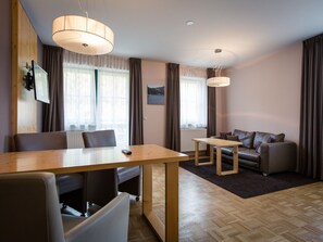 Huoneisto | Ruokailu