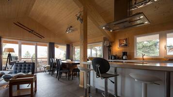 Chalet | Living room