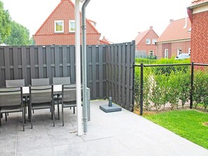 House | Balcony