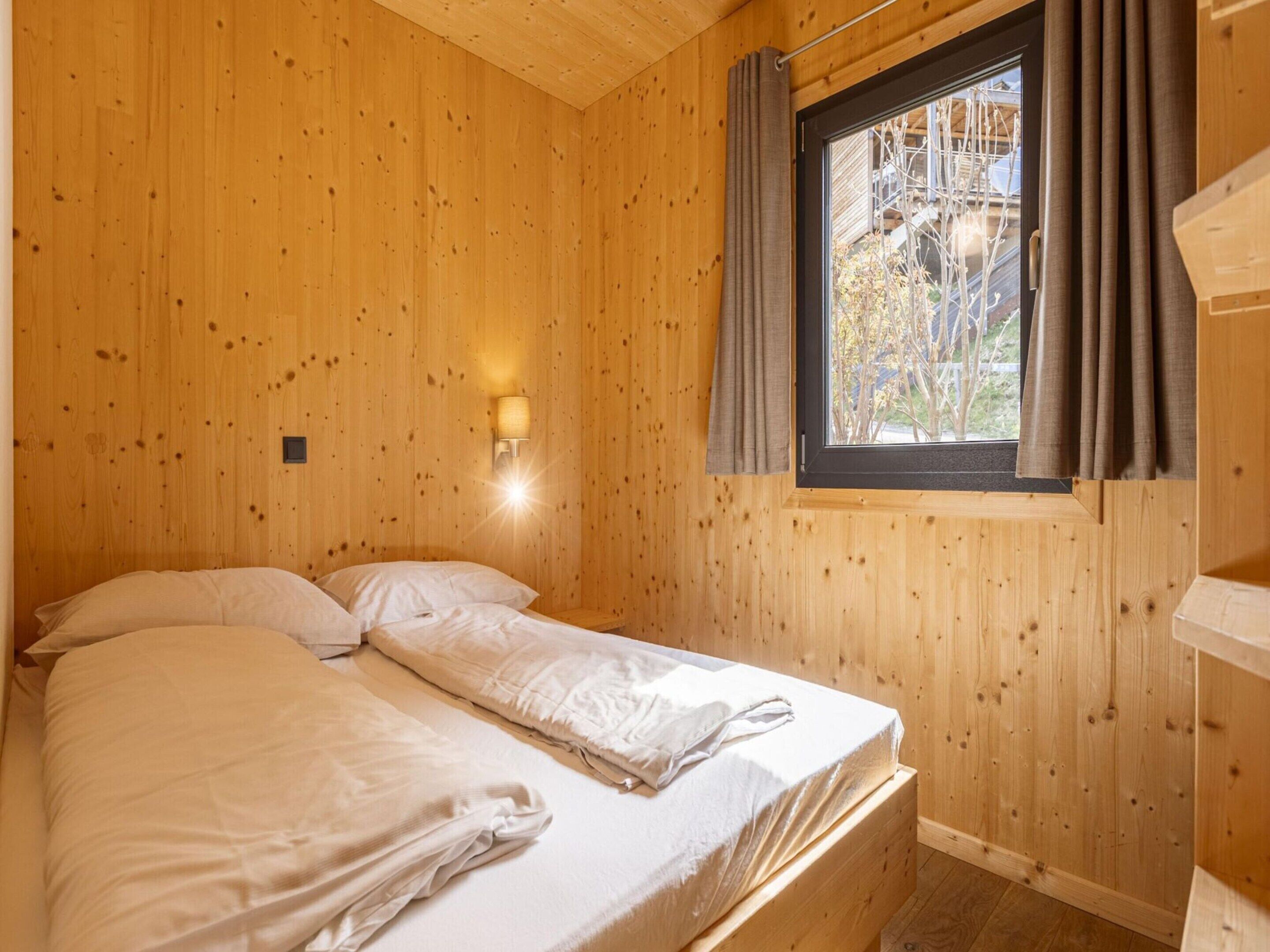 Chalet | 4 bedrooms, individually furnished, bed sheets