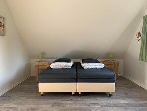 Casa | 4 quartos, individualmente mobiliados
