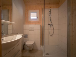Chalet | Bathroom