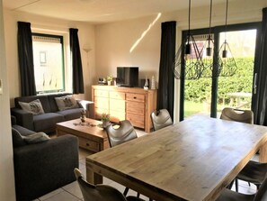 House | Living room