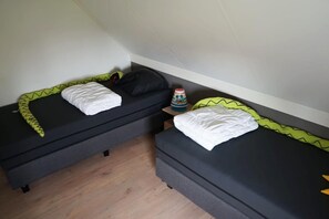 House | 3 bedrooms, individually furnished - Peaceful Coastal Bungalow (Breskens)