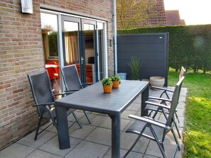 House | Outdoor dining - Nice Holiday Home Near Beach (Breskens)