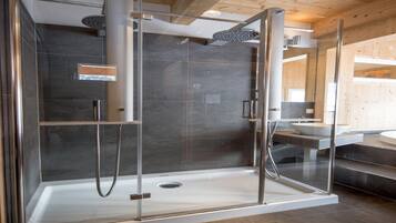 Chalet | Bathroom