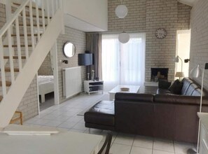 Living room - House in Breskens Near the Beach (Breskens)