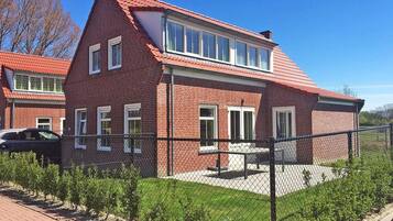 House | Exterior