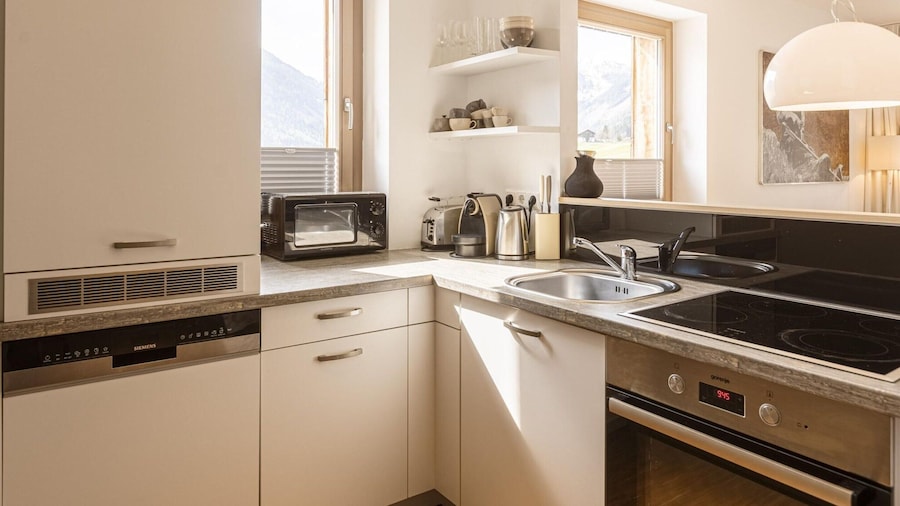 Apartment With Roof Terrace