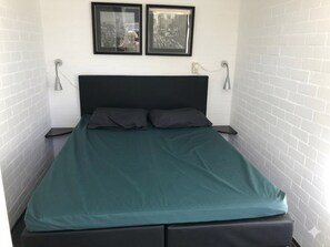 House | 2 bedrooms, individually furnished