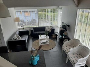 Living room - Cozy House in Breskens Near Scenic Beaches (Breskens)