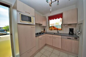 Casa | Cuina privada | Bullidora elèctrica i torradora 