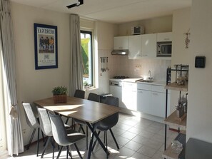 Casa | Cozinha privada | Chaleira elétrica, torradeira